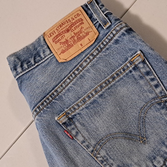 Levi's 505 - 34x30, hemmed to ~26 - Picture 4 of 4